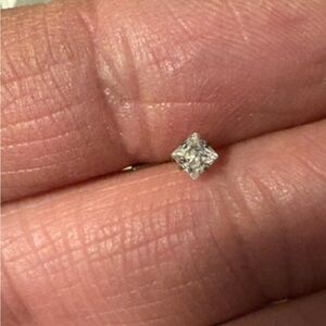 Nose Ring- Stainless Steel 20G Nose stud Hypoallergenic Nose Stud Ring NWT